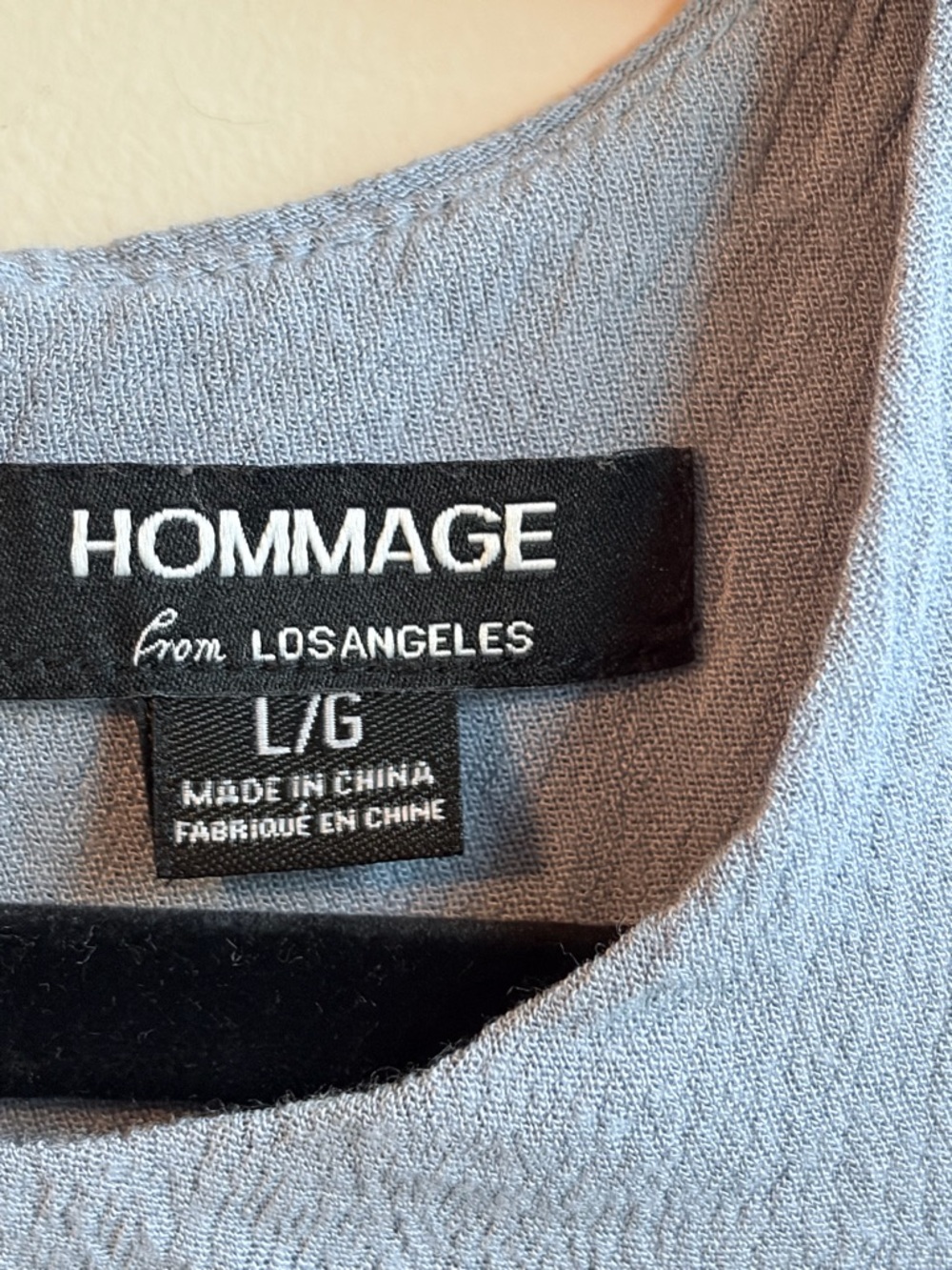 Hommage Los Angeles Blue Tiered Ruffle Tank Blouse Size Large - Picture 3 of 8